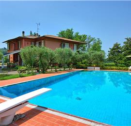 3 bedroom villa with pool and tennis court near Florence, sleeps 6